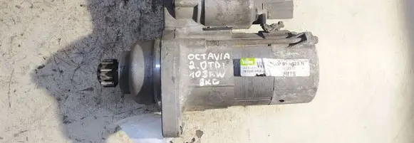 Skoda Octavia Mk2 (1Z) Starter motor 02M911023N