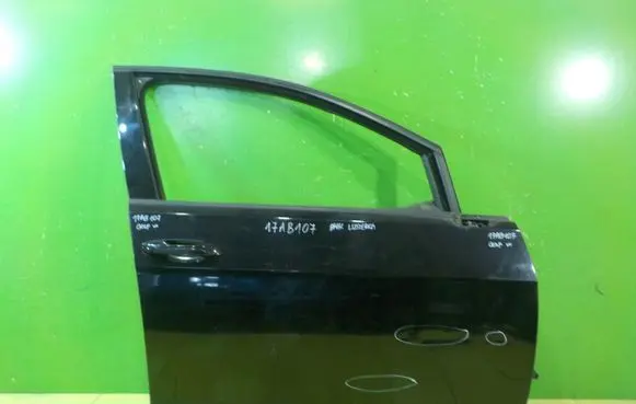 Volkswagen Golf VII Front door PRZOD 17AB107