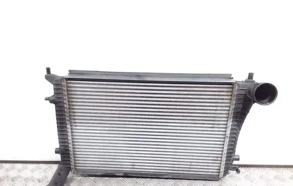 Volkswagen Eos Intercooler radiator 1K0145803R