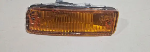 Toyota Carina A60 Front indicator light 121321B
