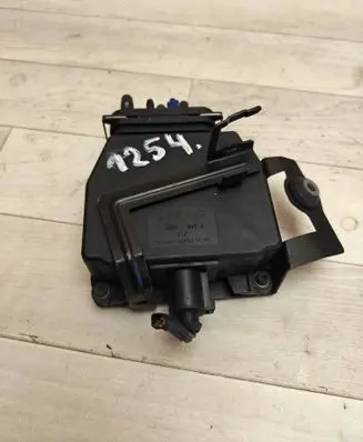 Volkswagen Golf V Turbo solenoid valve 6Q0131075