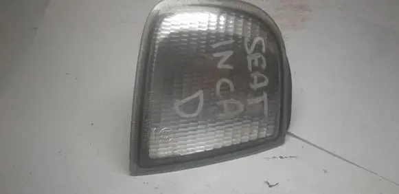 Seat Ibiza II (6k) Front indicator light 6R015057