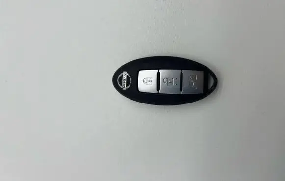 Nissan Leaf I (ZE0) Ignition key/card CCAL17LP2170T2 17LP2170T2 QWTWB1G0169