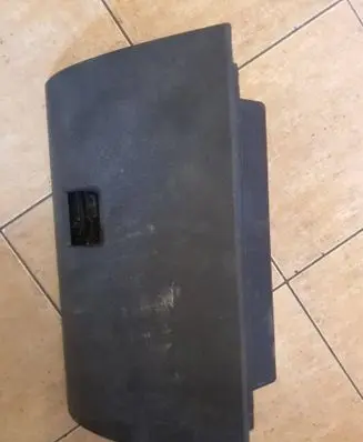 Ford Mondeo Mk III Glove box 1S71A06044