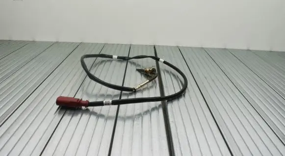 Skoda Karoq Oil temperature sensor 04L906088DH