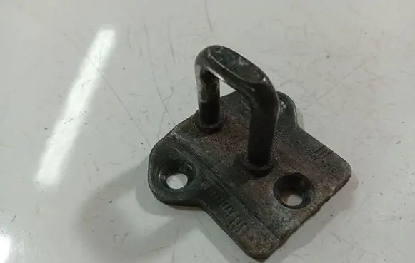 BMW 3 E90 E91 Rear door lock loop/hook striker 
