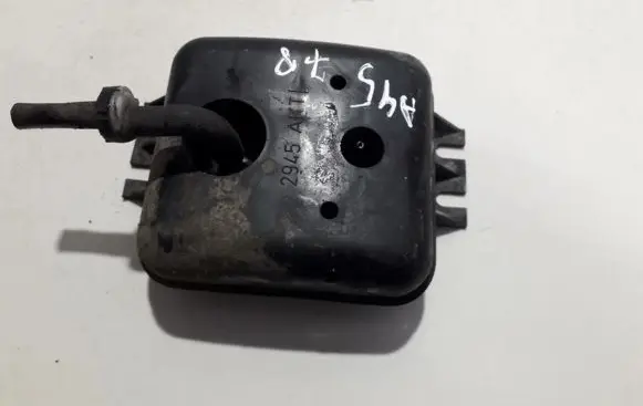 Vacuum air tank