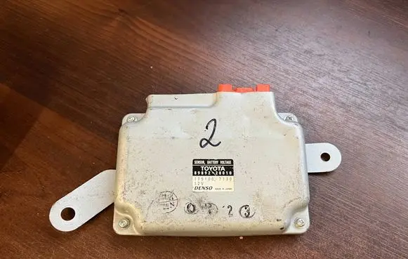 Toyota Auris 150 Other control units/modules 8989228010