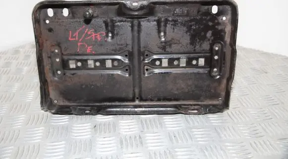 Volkswagen II LT Hybrid / electric car battery A9018900163 9018900163 2D0915341