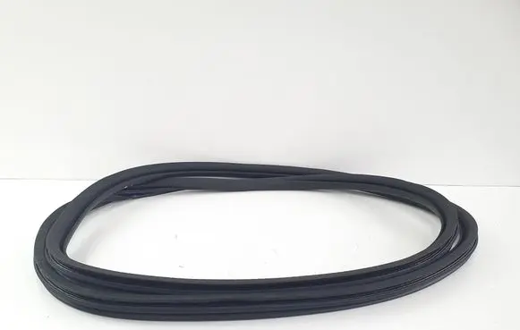 Peugeot 5008 II Front door rubber seal 9811537480