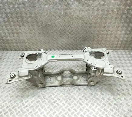 Peugeot 3008 II Rear subframe 9834682180