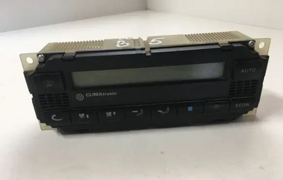 Volkswagen PASSAT B5 Climate control unit 3B1907044B 5HB00761710