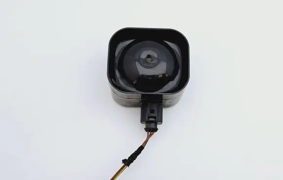 Audi A6 S6 C5 4B Alarm system siren 8L0951605