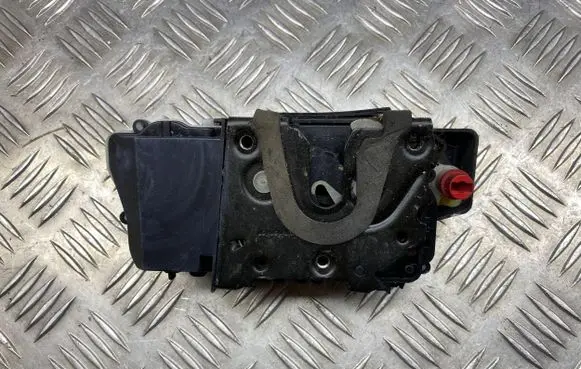 Peugeot 607 Front door lock 5165A