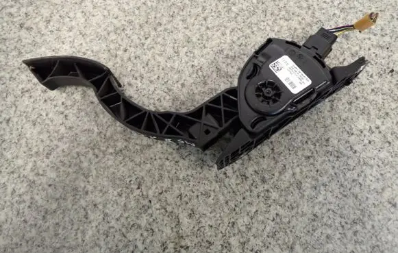 Mazda 5 Pedal assembly 