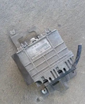Volkswagen Polo III 6N 6N2 6NF Engine control unit/module ECU 032906026