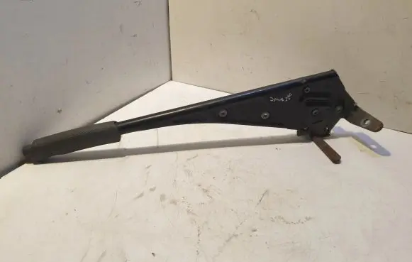 Smart ForTwo I Hand brake release handle 0007430V008 1230147