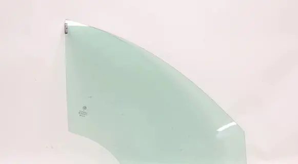 Alfa Romeo Giulietta Sliding door window/glass 5779719