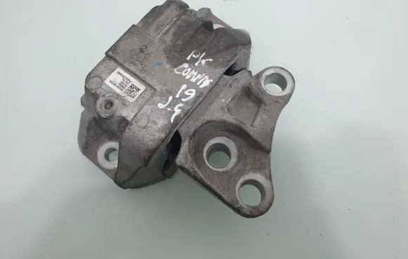 Engine mount bracket