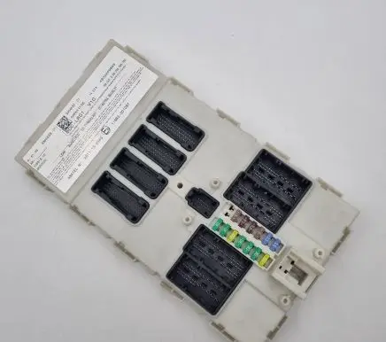 BMW 2 F45 Central body control module 9364633 61359364633