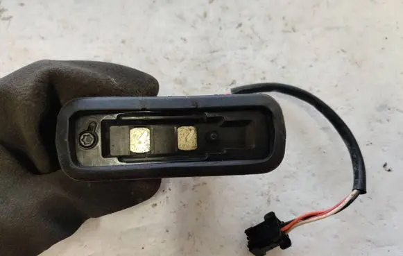 Renault Trafic II (X83) Sliding door contact joint 91167930