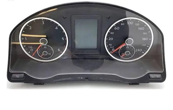 Volkswagen Tiguan Speedometer (instrument cluster) 5N0920871B