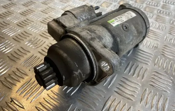 Volkswagen PASSAT B7 Starter motor 02M911024G 0301110002 ESW20ER123