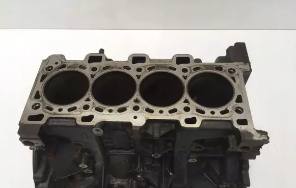 Nissan Navara D23 Engine block YS23C270