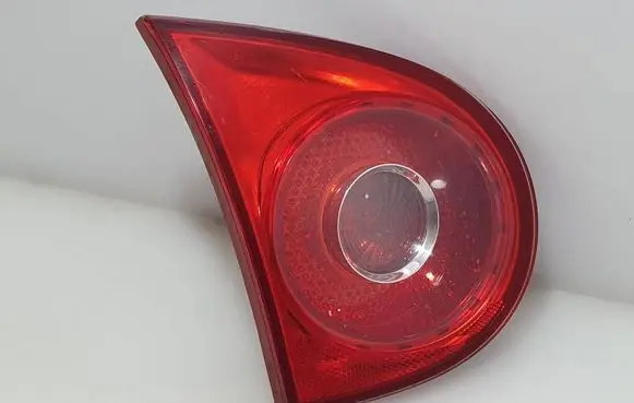 Volkswagen Golf V Tailgate rear/tail lights 1K6945093J 1K6945107C