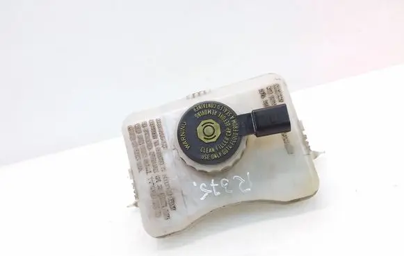 Audi A8 S8 D4 4H Brake fluid reservoir 8K0611301A