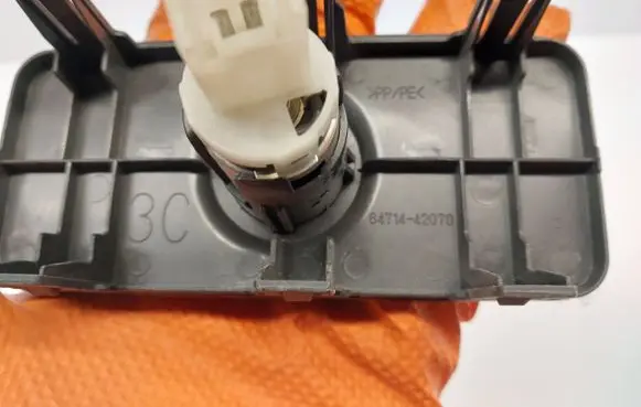Toyota RAV 4 (XA50) 12 V Socket (rear) 