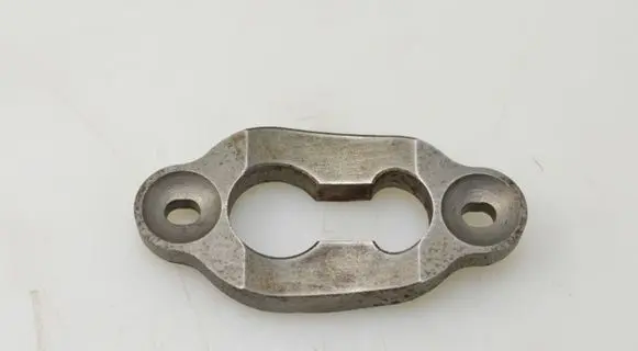 Mazda 6 Fuel Injector clamp holder 