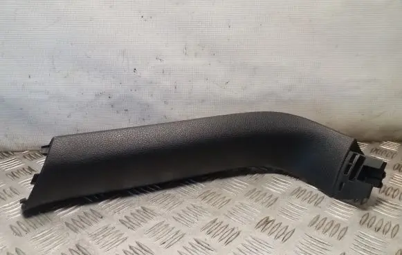 Volkswagen Sharan Tailgate/trunk side cover trim 7N0867704