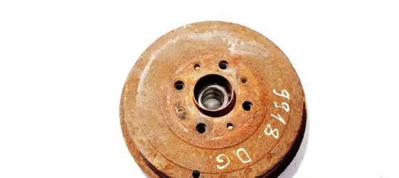 Opel Corsa D Drum brake (rear) 55701380