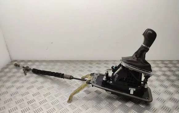 Volkswagen Touareg II Gear shifter/selector 7P1713025D 7P1713203E