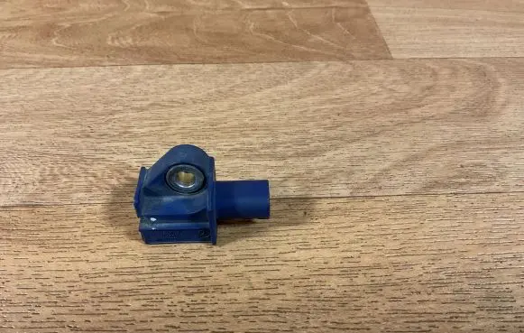 Mercedes-Benz E W212 Airbag deployment crash/impact sensor A2128204926 5WK43872
