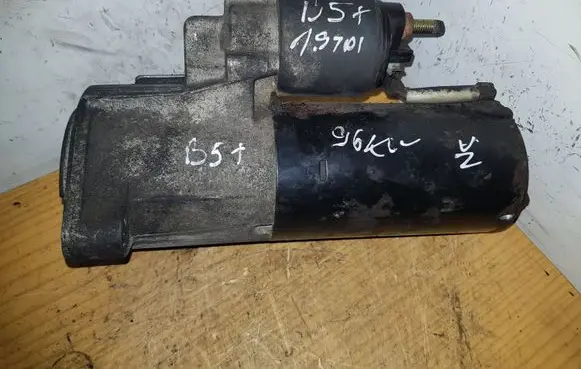 Volkswagen PASSAT B5.5 Starter motor 0001124020 068911024H