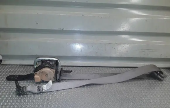 Nissan X-Trail T30 Front seatbelt TKAB2EG414