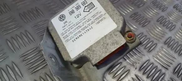 Volkswagen Golf III Airbag control unit/module 6N0909603 5WK4137