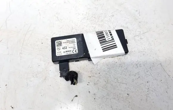 Chevrolet Orlando Antenna control unit 13503204