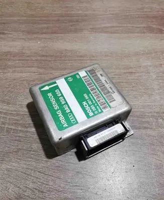 Audi 80 90 S2 B4 Airbag control unit/module 0285001085 8A0959655