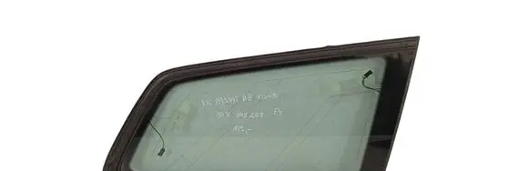 Volkswagen PASSAT B8 Rear side window 3G9845297