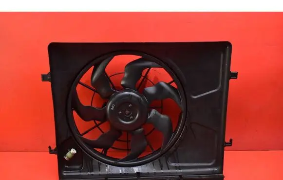 Hyundai i30 Electric radiator cooling fan 