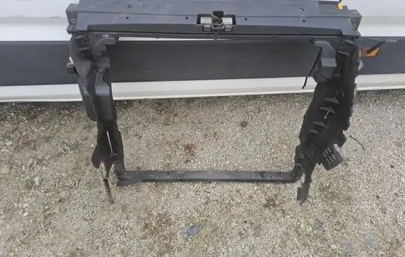 Man TGE 1gen Top upper radiator support slam panel 