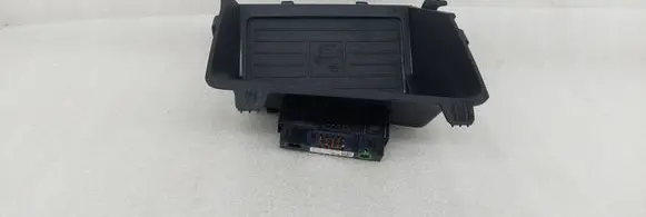 Audi A3 8Y Wireless charging module 8Y1864131C 8Y0035736