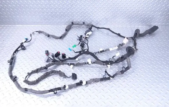 Land Rover Defender Front door wiring loom L8B214631LGD LR145965