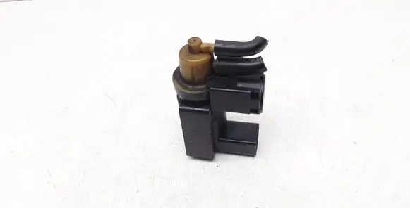 Volvo S90, V90 Turbo solenoid valve 31339808