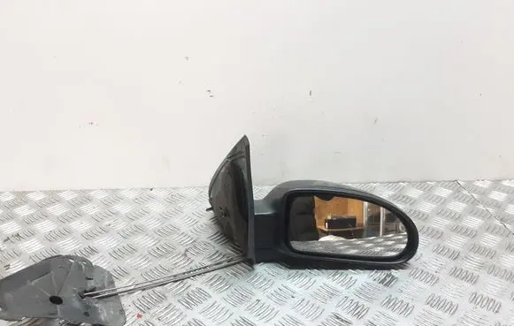 Ford Focus Manual wing mirror 