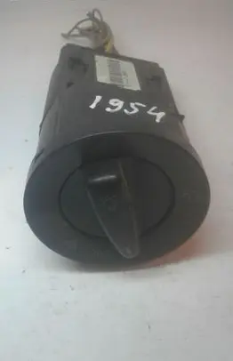 Volkswagen Golf IV Light switch 1C0941531