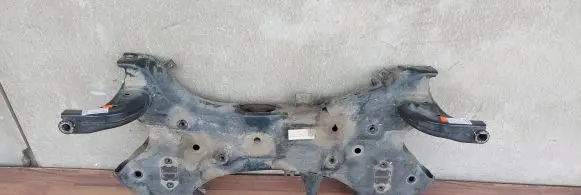 KIA Ceed Front subframe 62401J7AB0 3933533